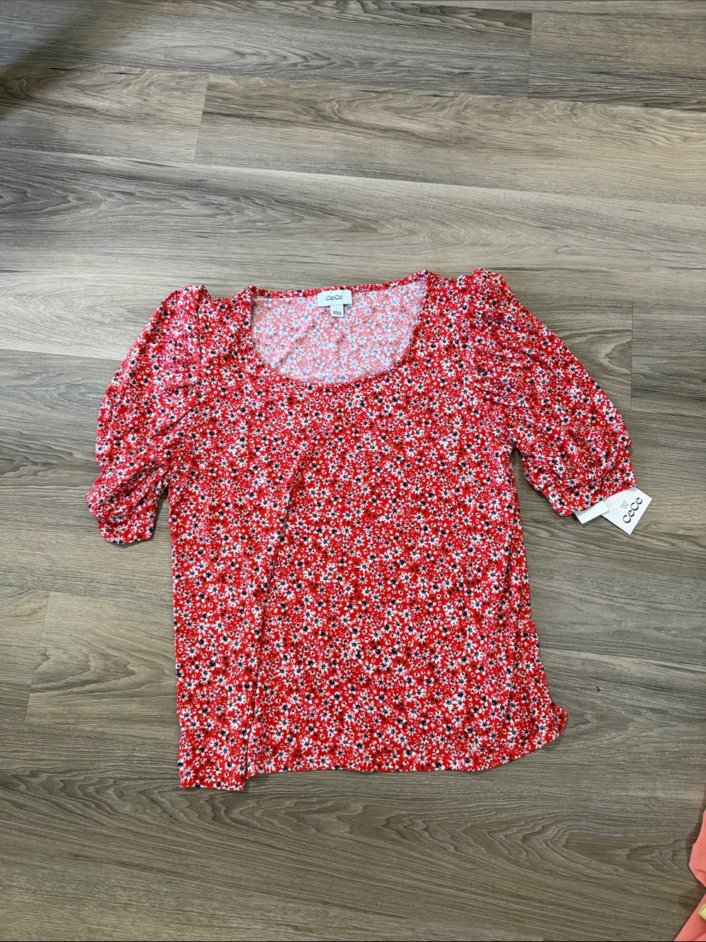 CeCe Red Floral Puff Sleeve Scoop Neck Blouse NWT